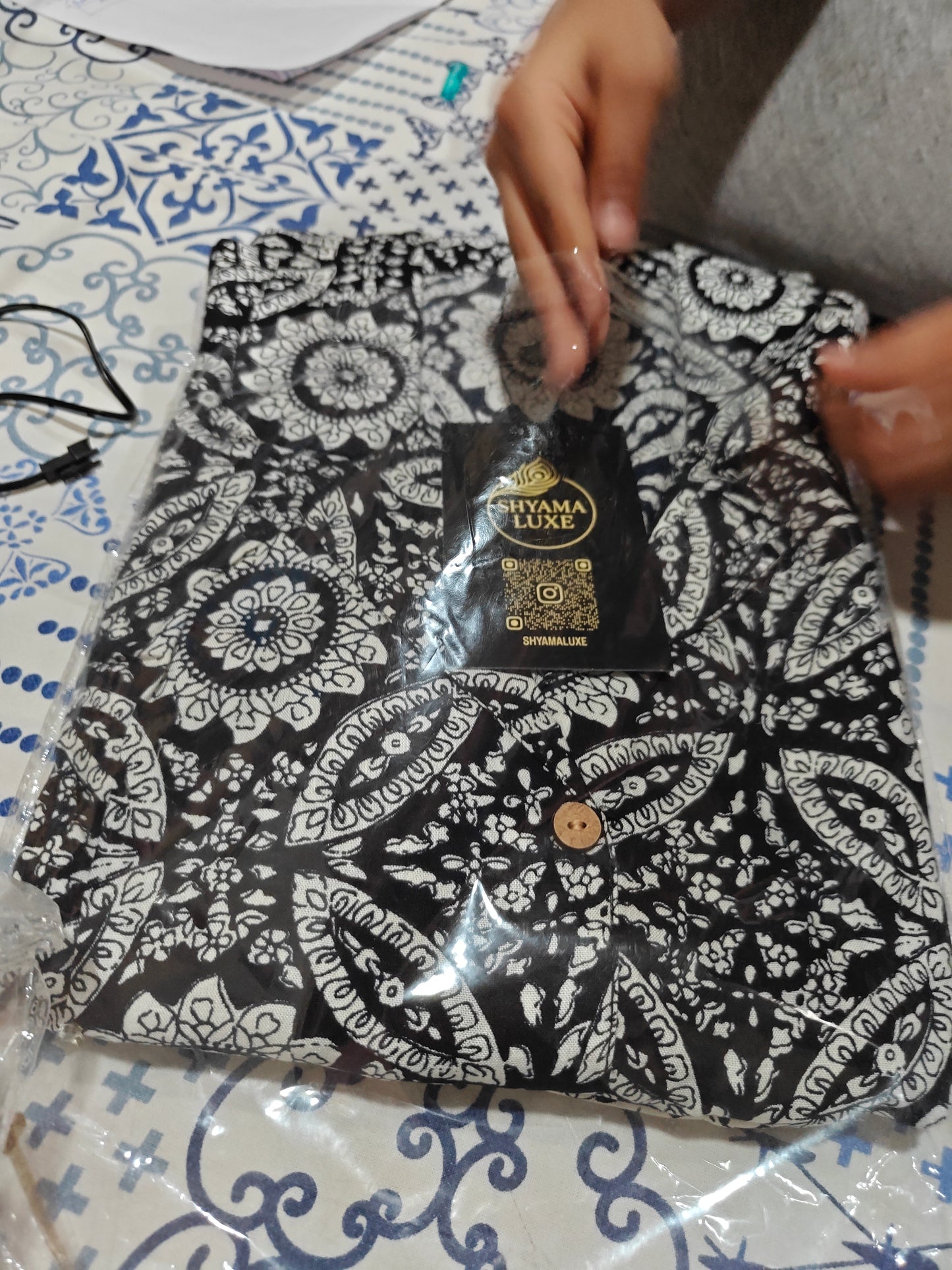 Black Rayon Floral Print Coord Set | 2-Piece Women's Ethnic Kurta & Pants | Casual & Party Wear